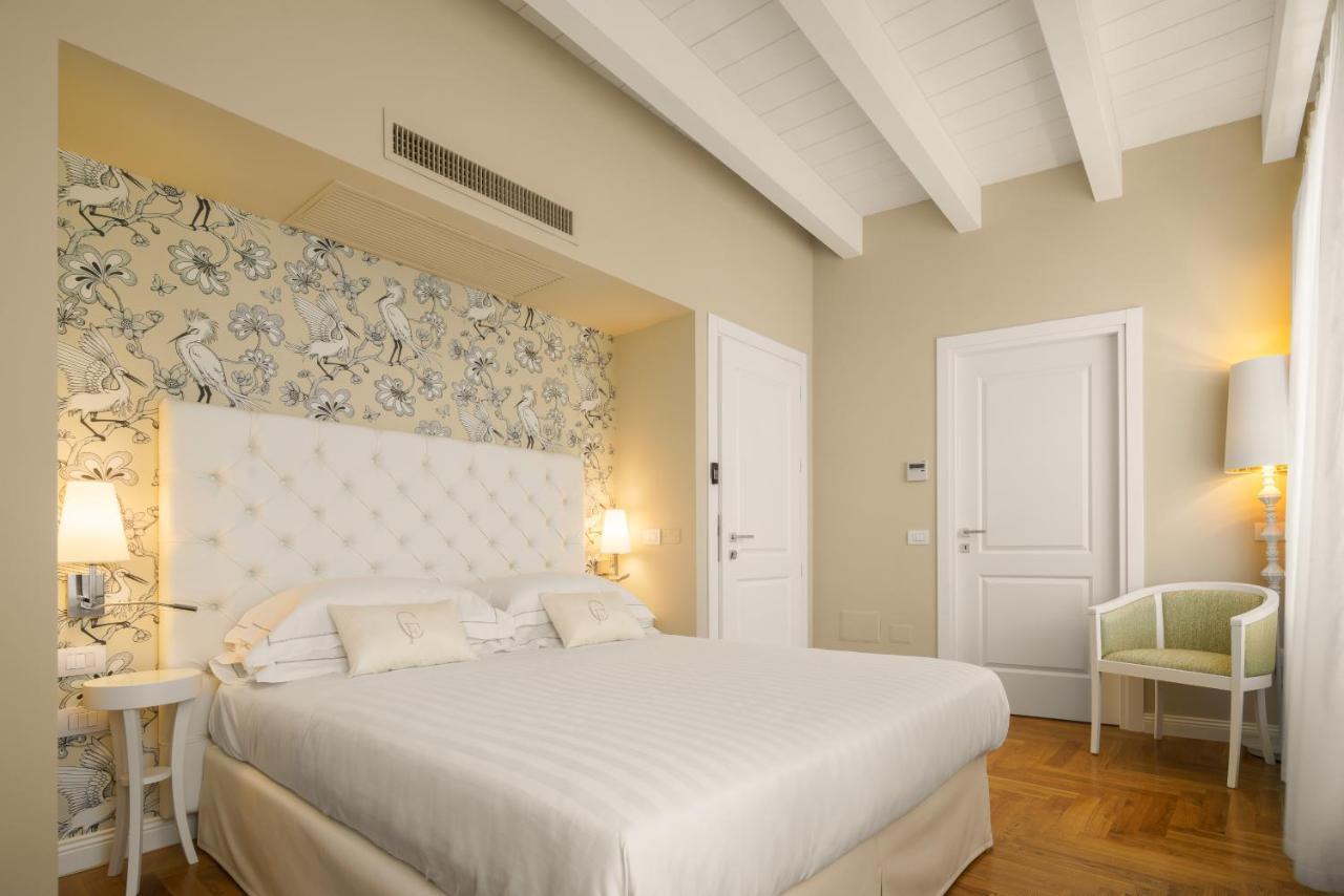 Boutique Hotel Carlo Felice Cagliari Luaran gambar